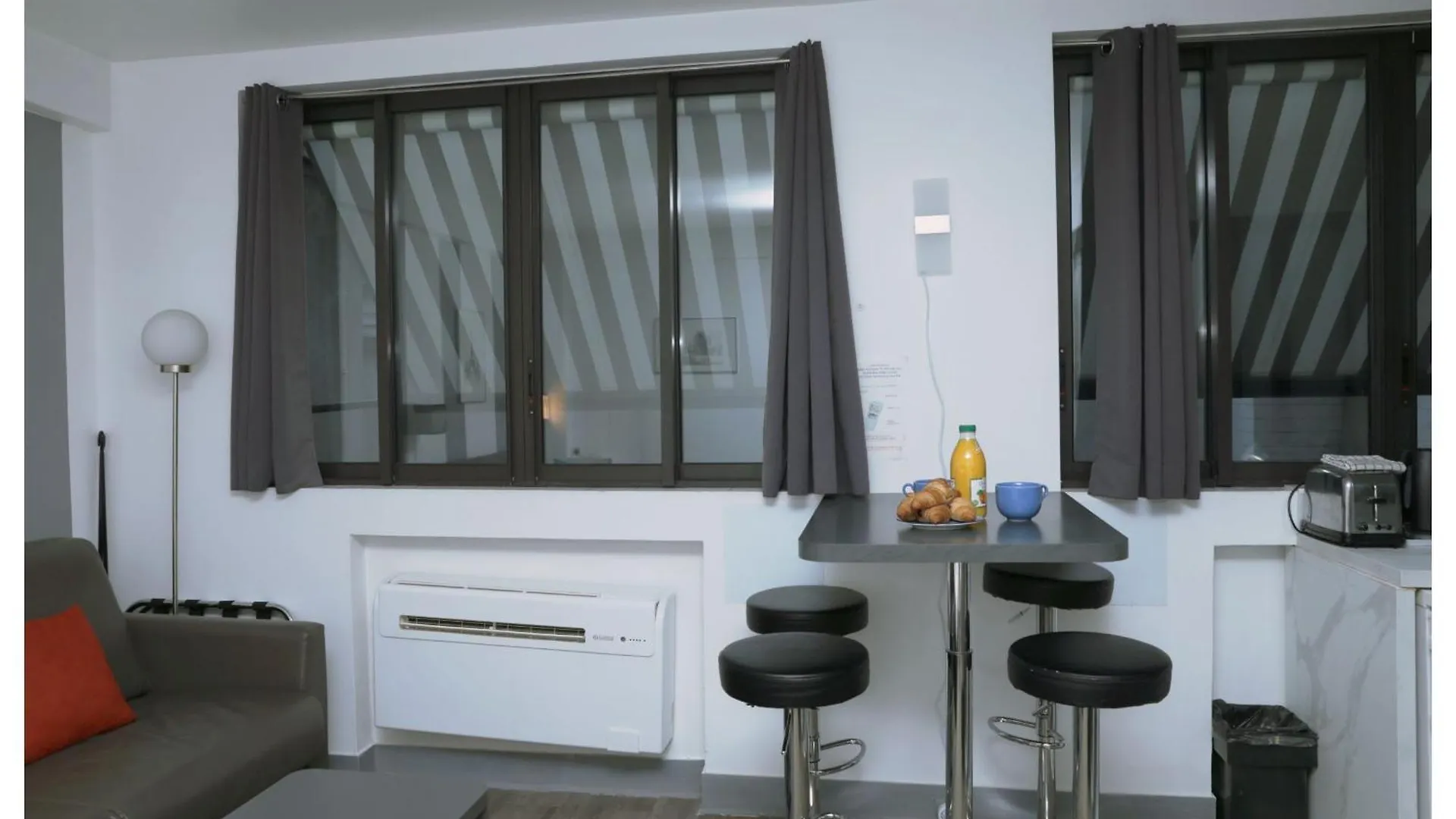 Appartement Arc De Triomphe & Trocadero Square - Cityapartmentstay Paris France
