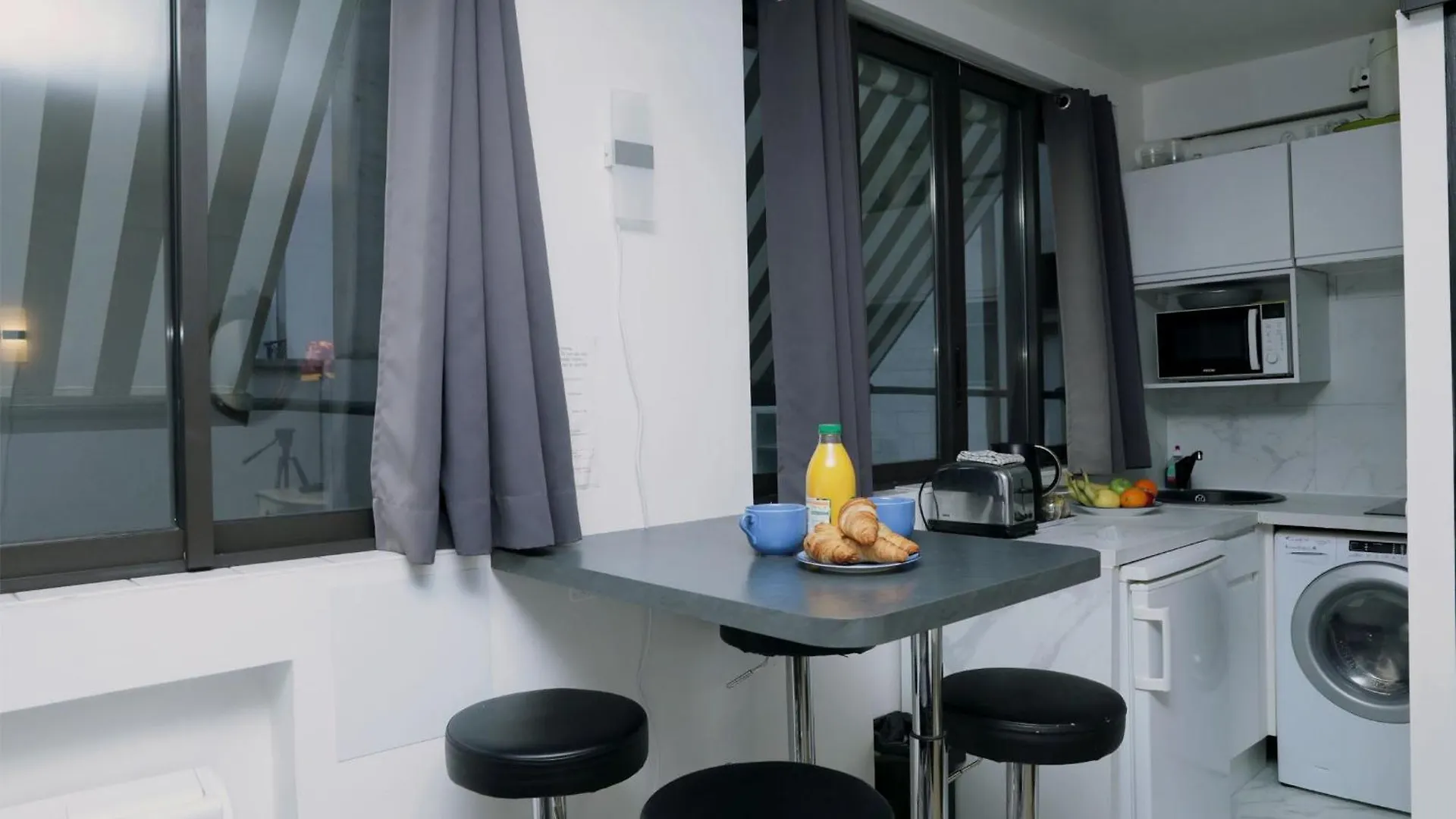 Appartement Arc De Triomphe & Trocadero Square - Cityapartmentstay Paris